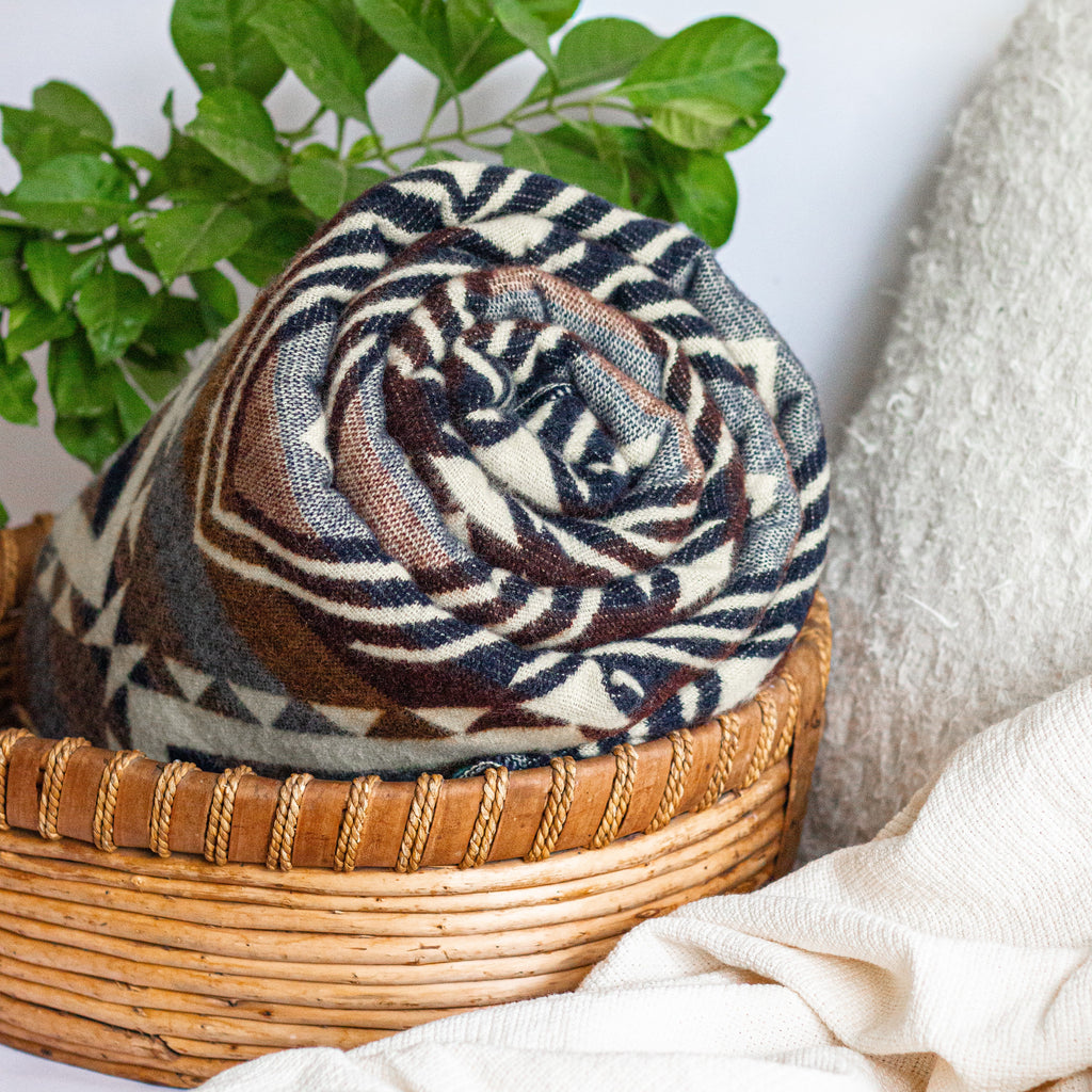 ECUADORIAN ALPACA WOOL BLANKET | XL DOUBLE DENSITY | KING 80X91 | DIAMOND BROWN