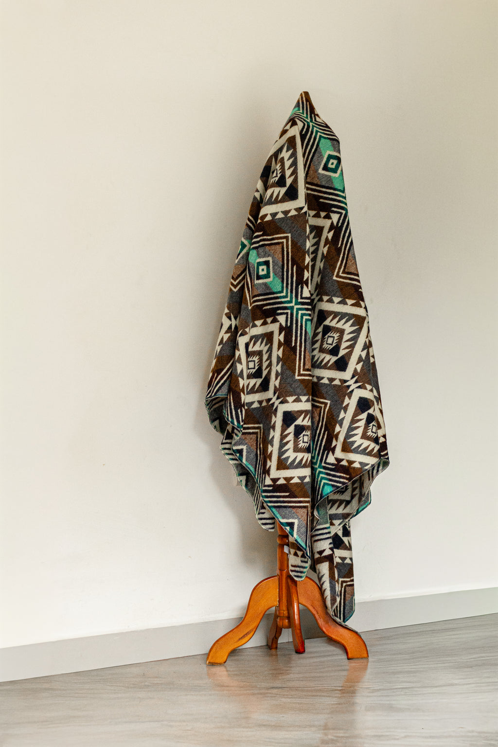 ECUADORIAN ALPACA WOOL BLANKET | XL DOUBLE DENSITY | KING 80X91 | DIAMOND BROWN