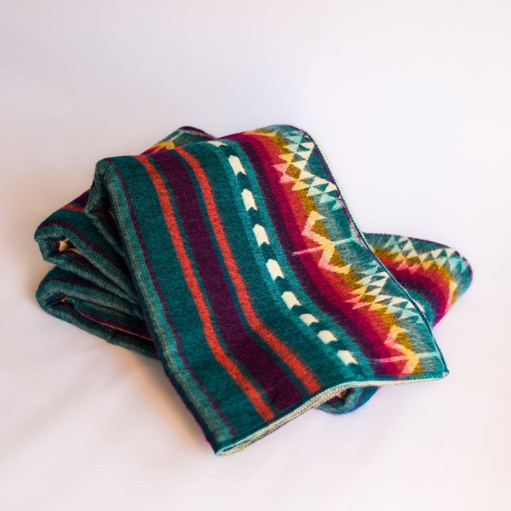 Taki Spectrum — XL Reversible Alpaca Wool Blanket