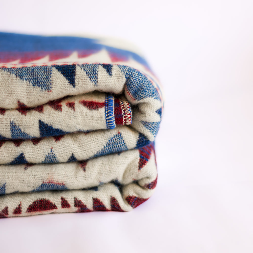 Chisi Coastal — XL Reversible Alpaca Wool Blanket