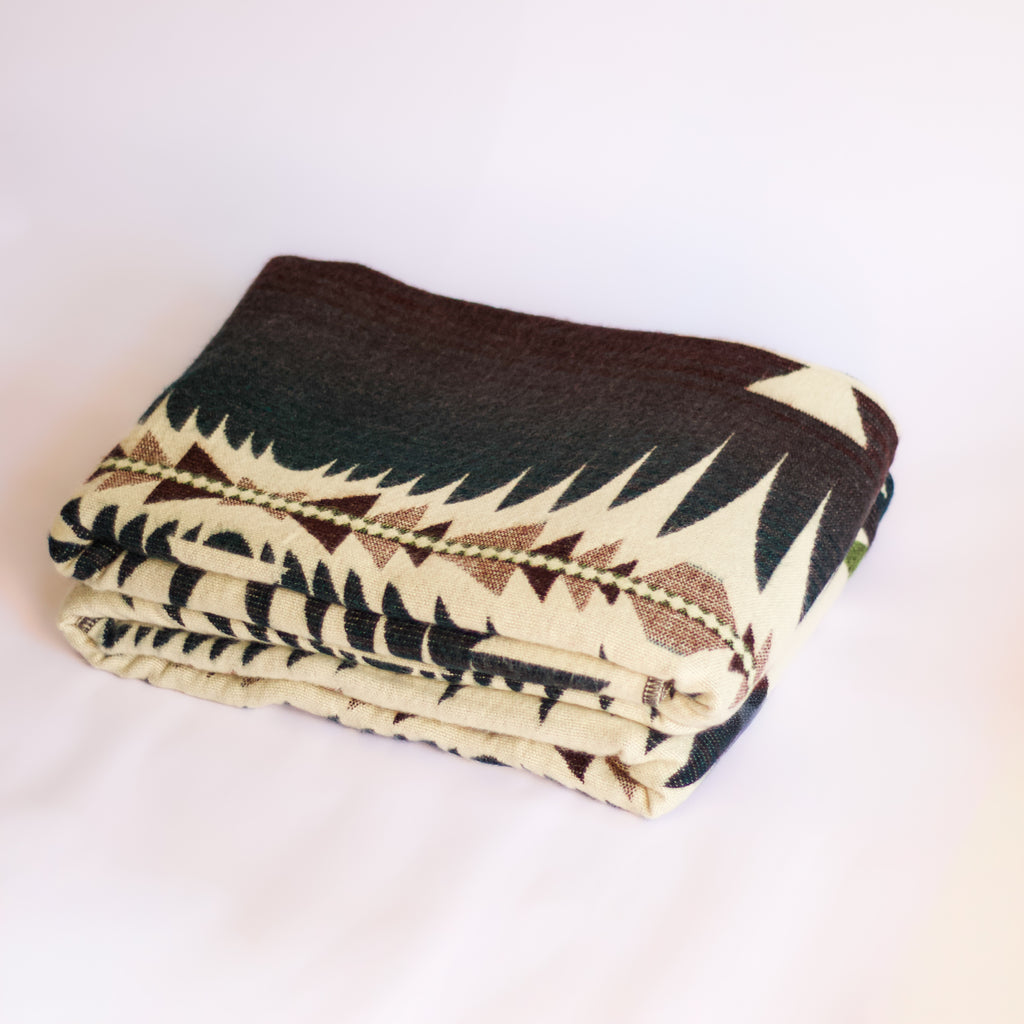 Chisi Andean — XL Reversible Alpaca Wool Blanket