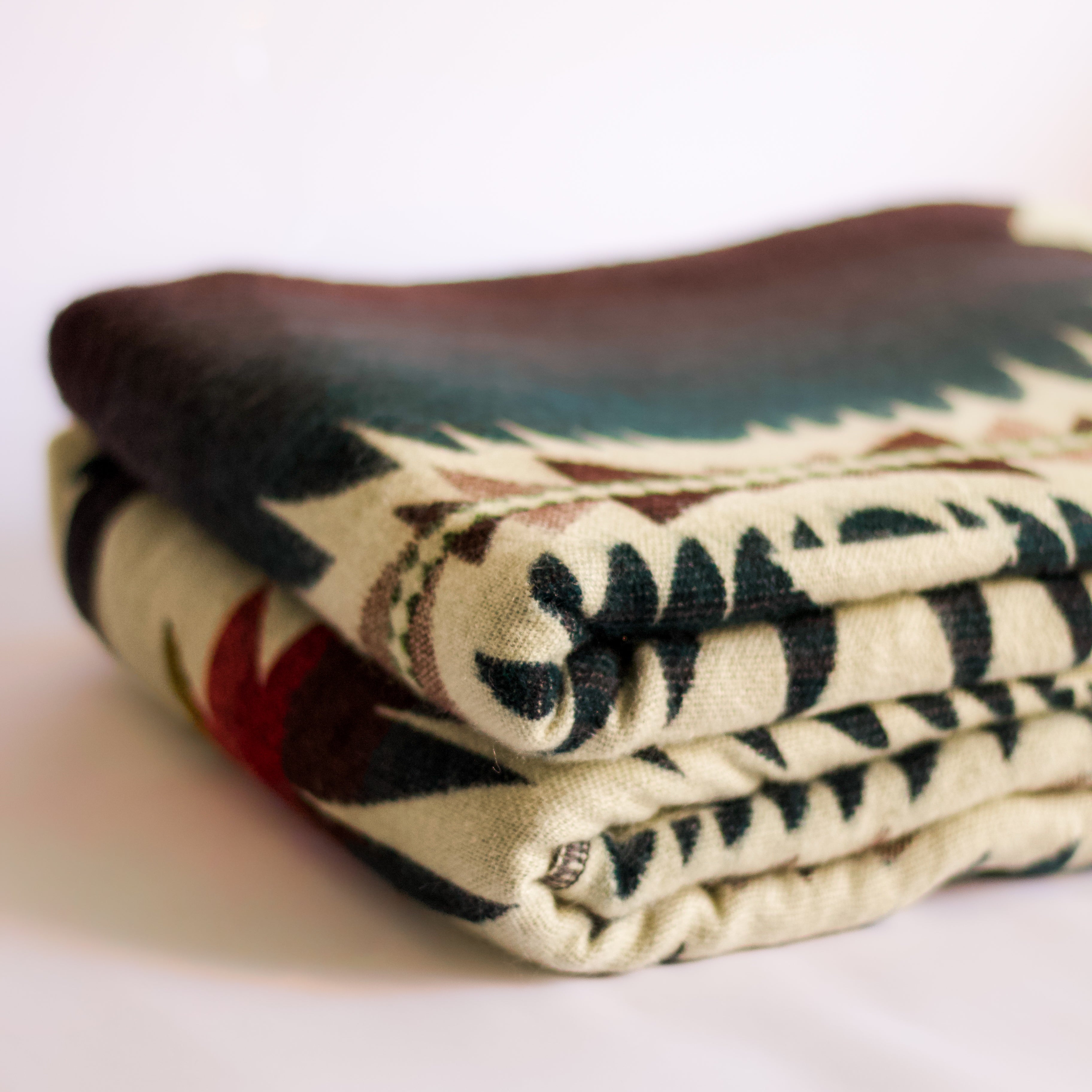 Chisi Andean — XL Reversible Alpaca Wool Blanket