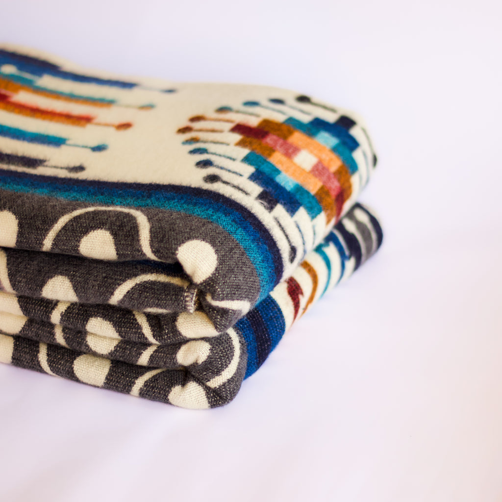 Mayu Azure — XL Reversible Alpaca Wool Blanket