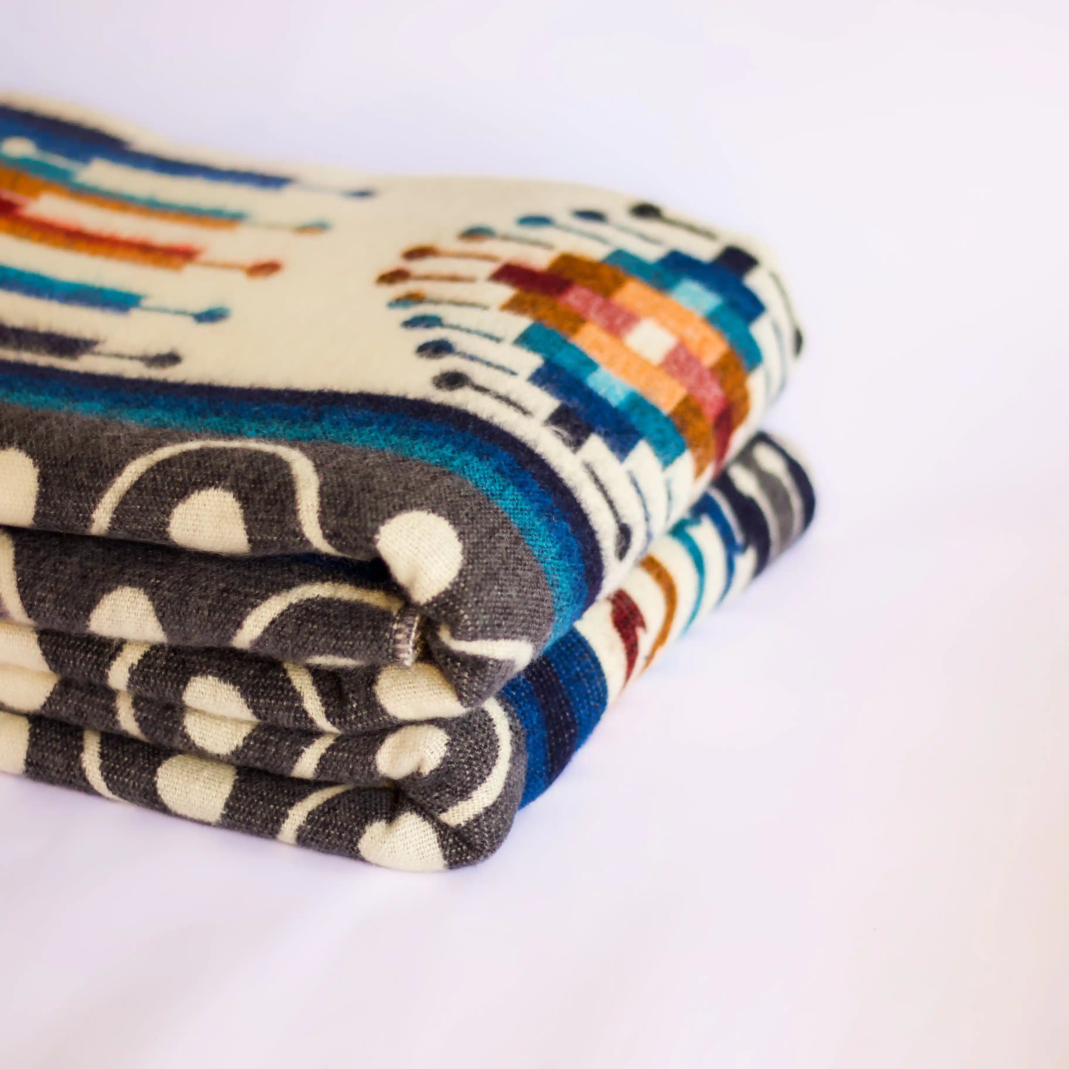 Mayu Azure | Native Blanket