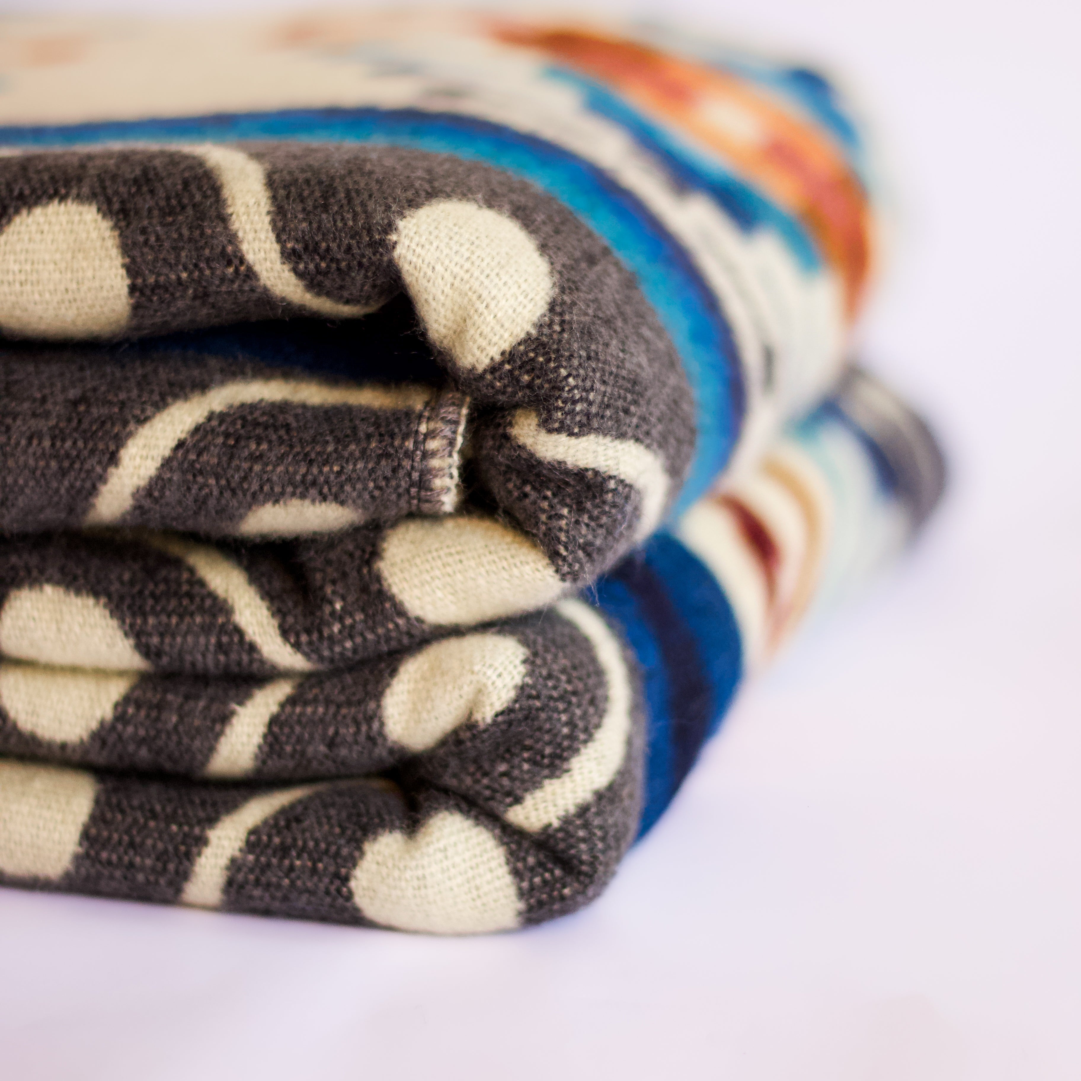 Mayu Azure — XL Reversible Alpaca Wool Blanket