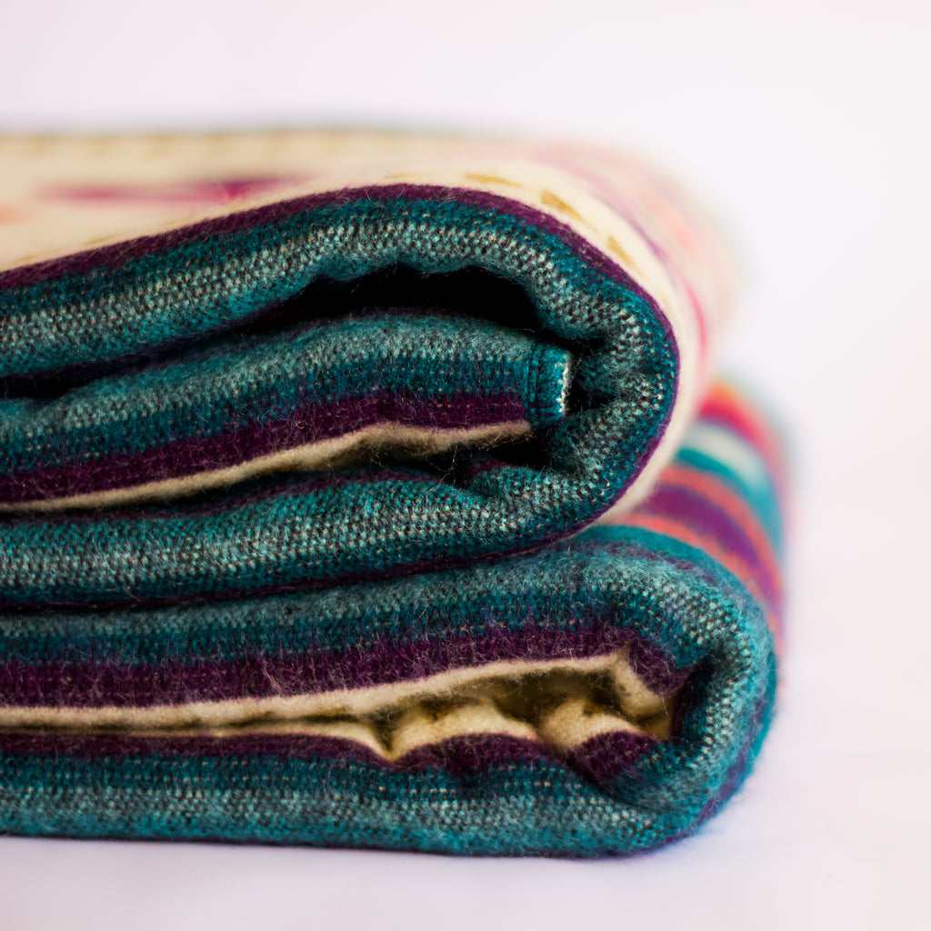 Taki Spectrum — XL Reversible Alpaca Wool Blanket