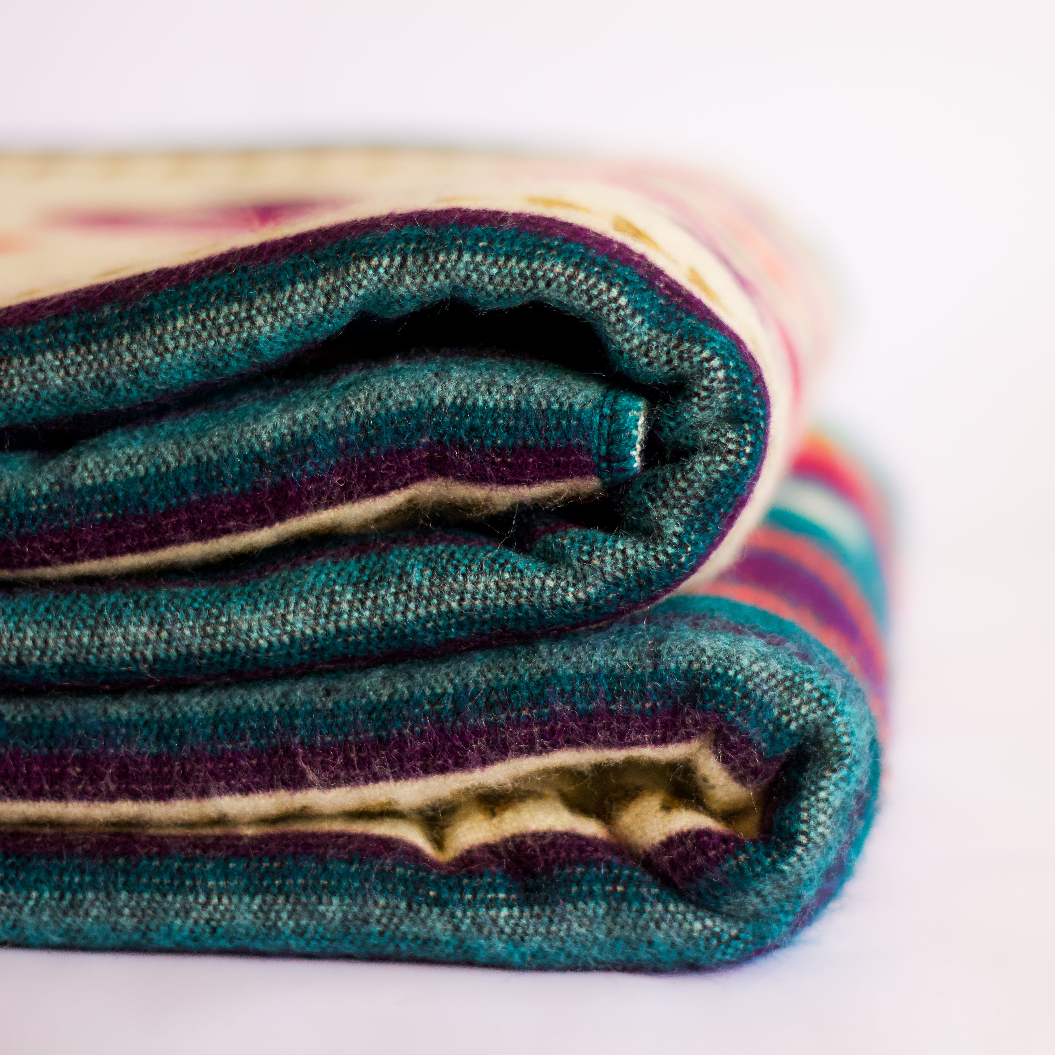 Taki Spectrum — XL Reversible Alpaca Wool Blanket
