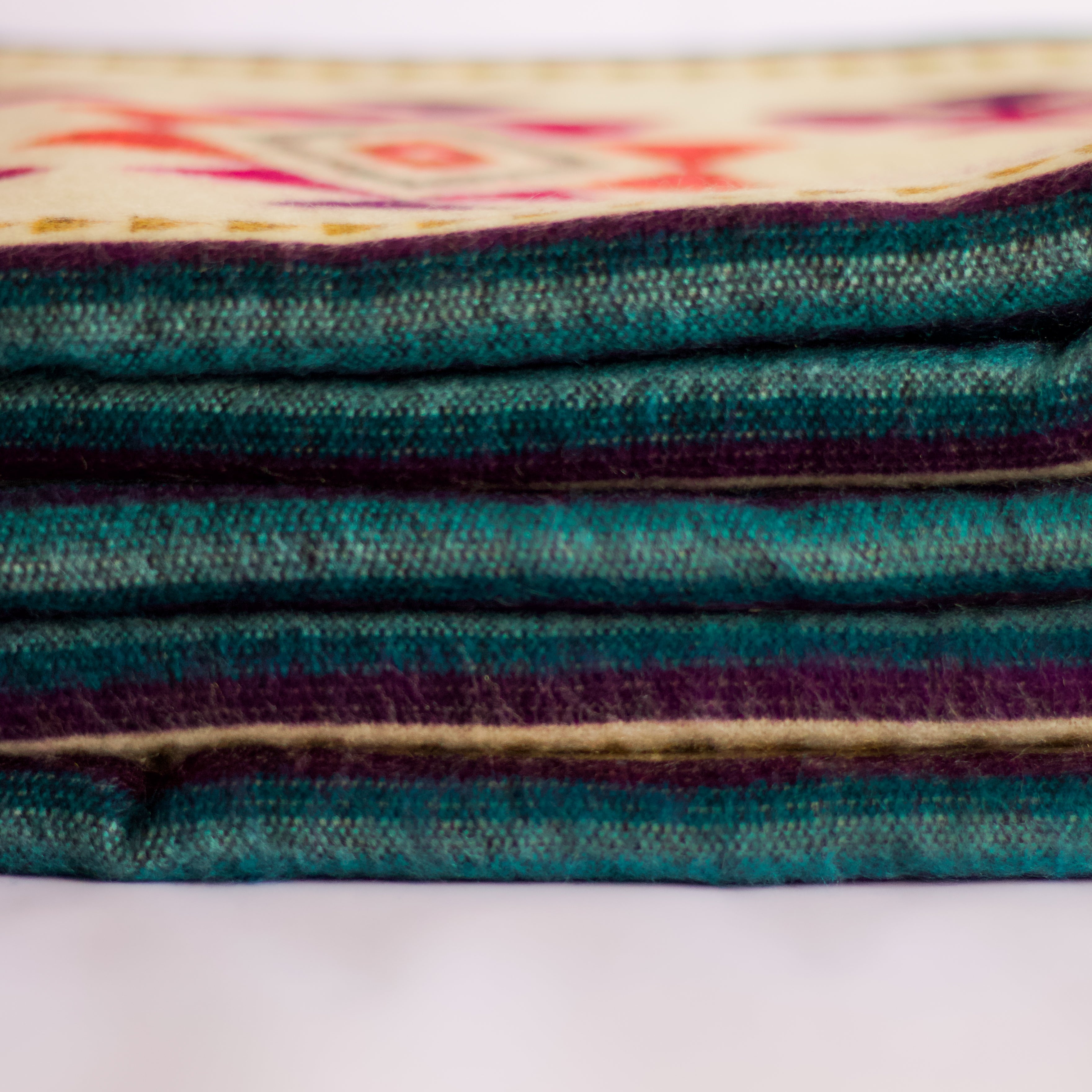 Taki Spectrum — XL Reversible Alpaca Wool Blanket