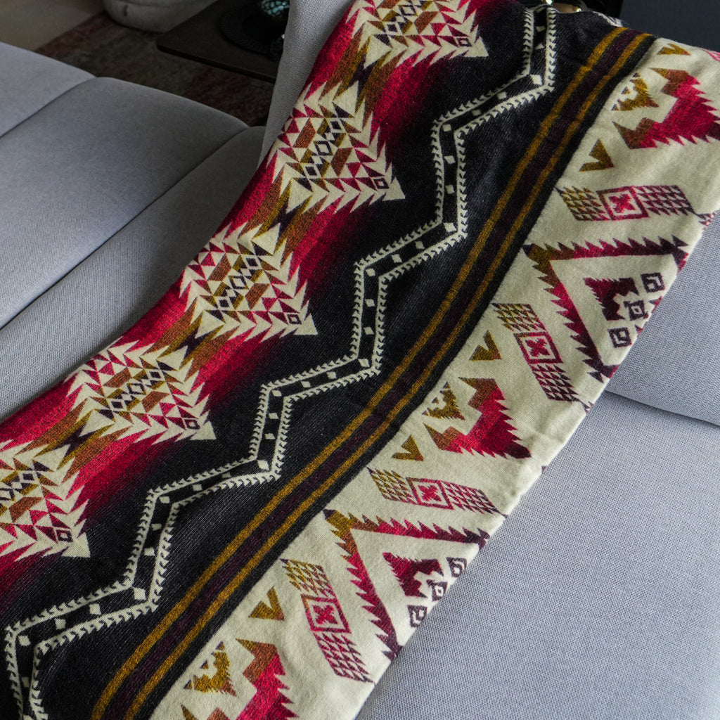 Willay Amber — XL Reversible Alpaca Wool Blanket