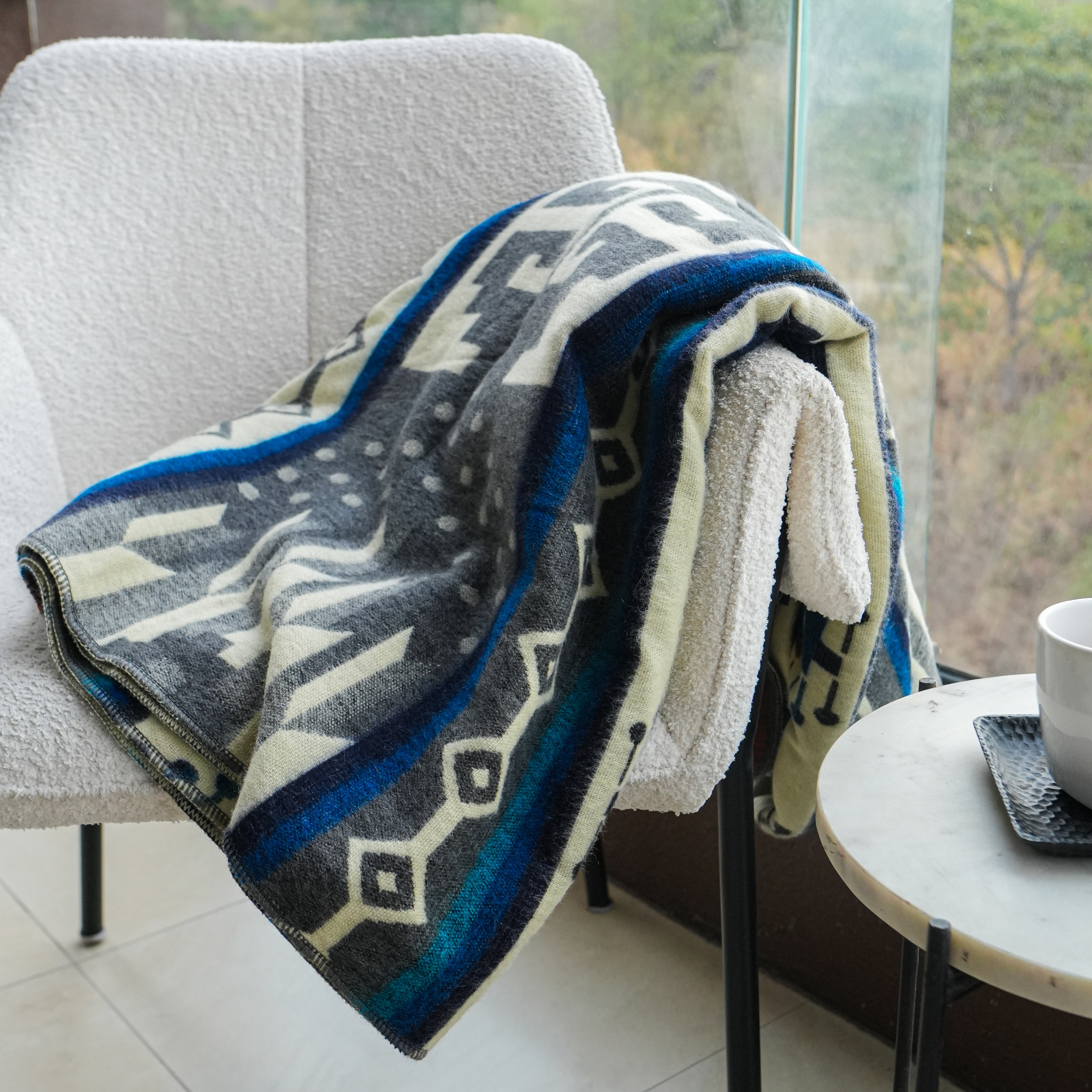 Mayu Azure — XL Reversible Alpaca Wool Blanket