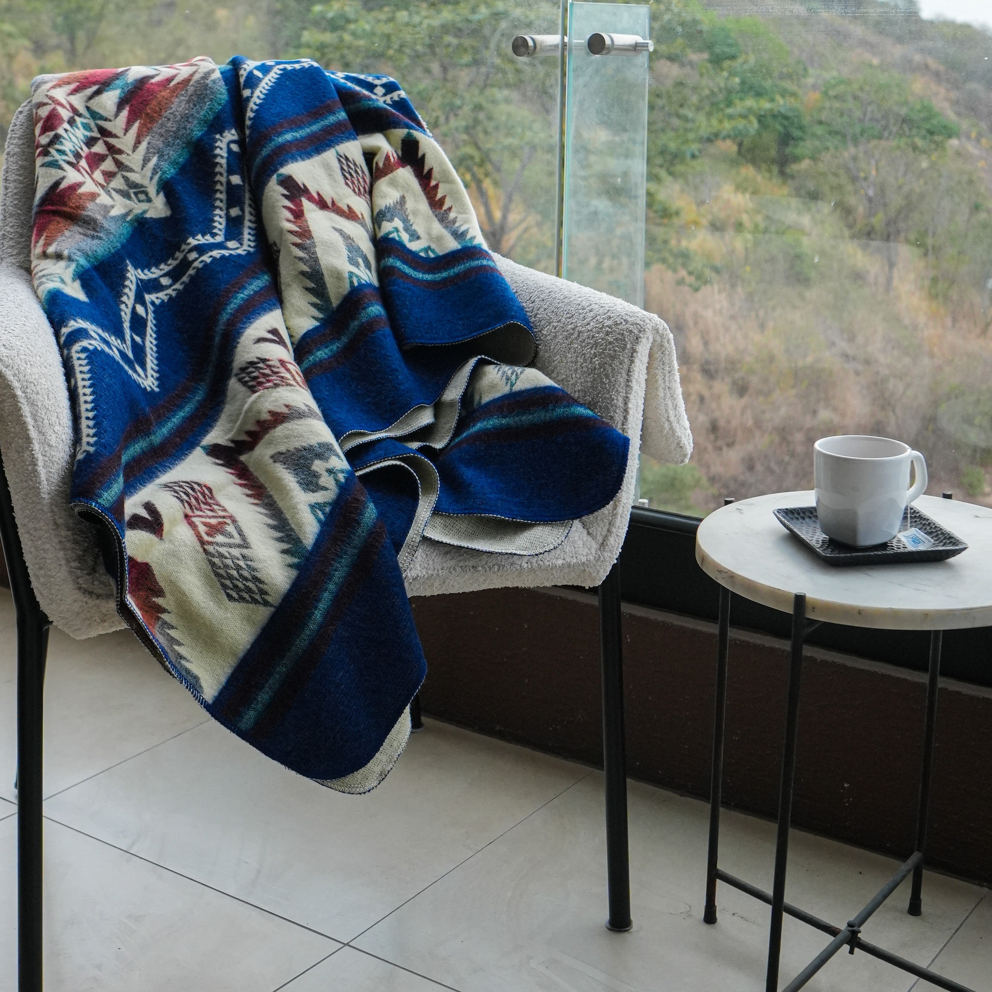 Willay Still — XL Reversible Alpaca Wool Blanket