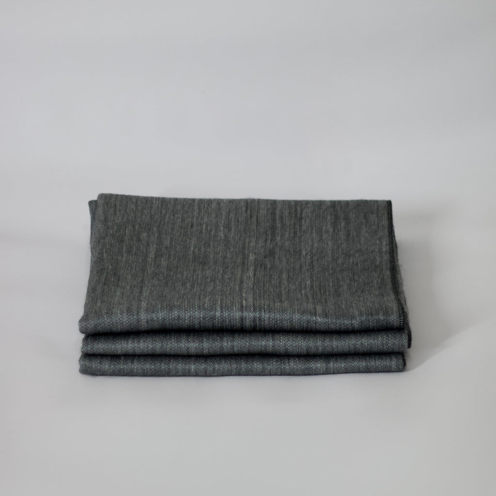 RAYMI | Classic Blanket